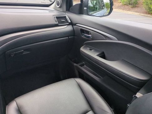 Certified 2023 Honda Ridgeline RTL image 17