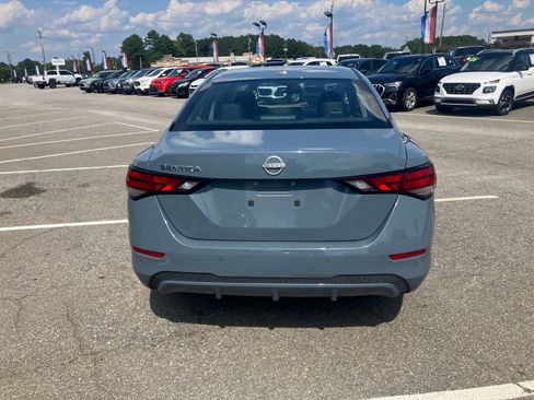 Used 2025 Nissan Sentra SV FWD image 6