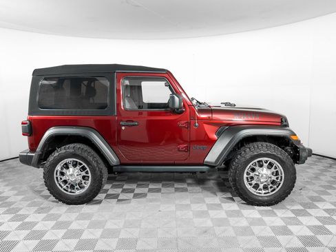 Used 2021 Jeep Wrangler Willys image 4