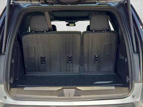 Used 2026 Chevrolet Tahoe RST w/ Comfort Package image 6