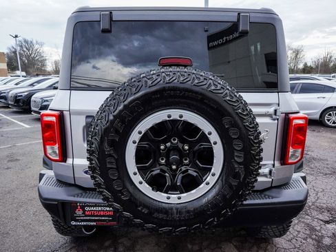 Used 2024 Ford Bronco Black Diamond w/ Sasquatch Package image 5