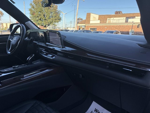 Used 2021 Cadillac Escalade Sport Platinum AWD/4WD image 21
