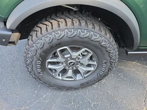 New 2025 Ford Bronco Badlands AWD/4WD image 38