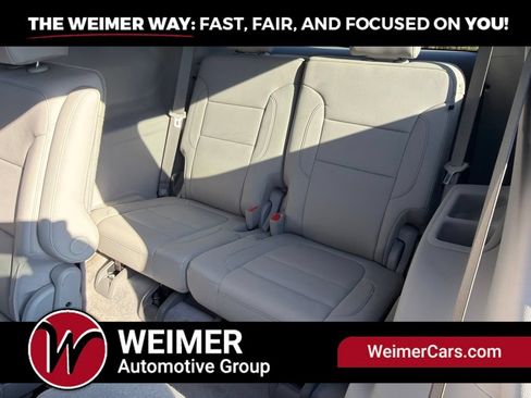 Used 2020 GMC Acadia SLT AWD/4WD image 16
