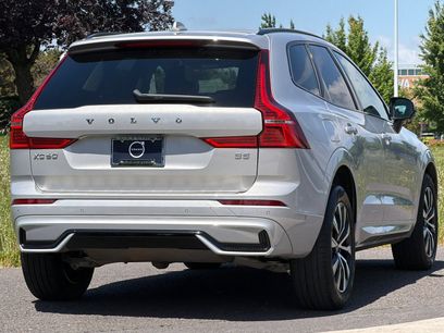 Used 2023 Volvo XC60 B5 Plus w/ Climate Package