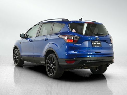 Used 2017 Ford Escape Titanium AWD/4WD image 3
