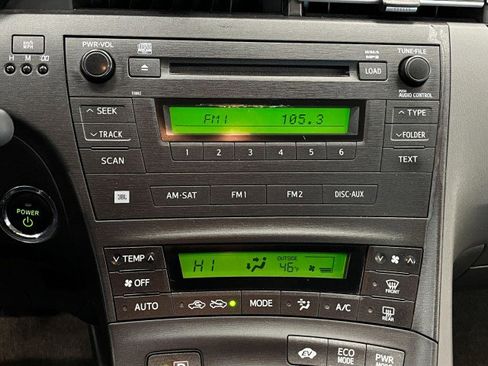 Used 2011 Toyota Prius Five image 18