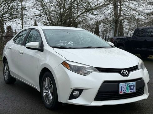 Used 2014 Toyota Corolla LE image 7