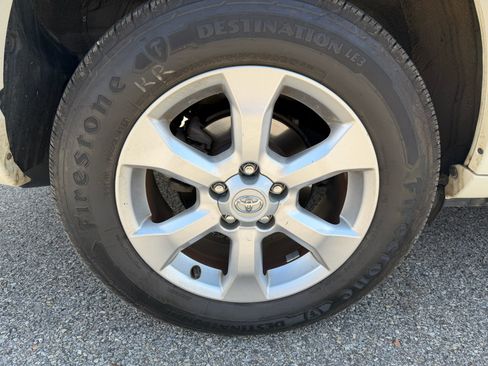 Used 2012 Toyota RAV4 Limited w/ Premium Plus Value Pkg AWD/4WD image 5