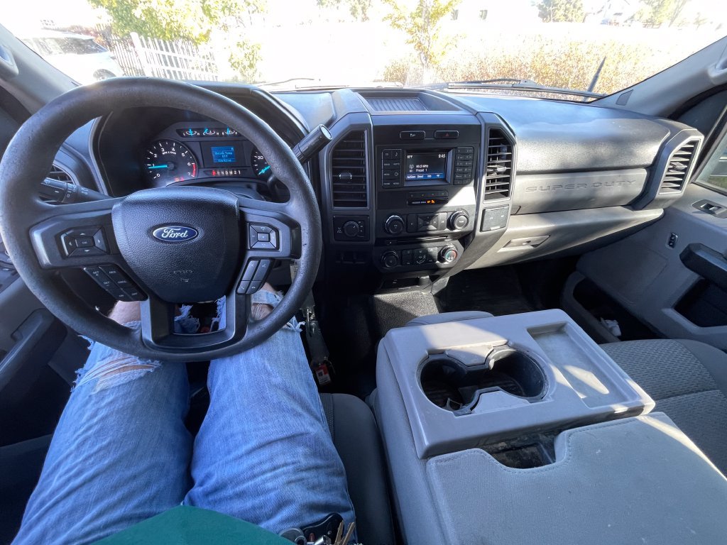 Used 2017 Ford F250 XL w/ Power Equipment Group AWD/4WD image 4