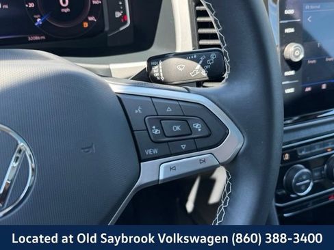 Certified 2023 Volkswagen Atlas SE w/ Panoramic Sunroof Package AWD/4WD image 44