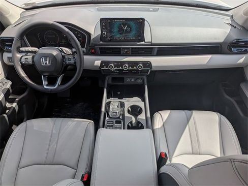 New 2025 Honda Pilot EX-L image 25