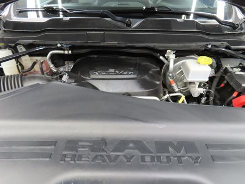 Used 2022 RAM 2500 Laramie w/ Night Edition AWD/4WD image 34