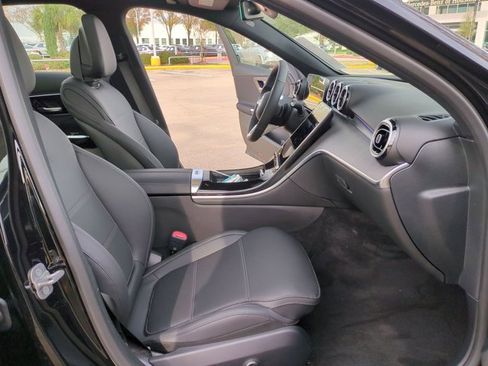 New 2026 Mercedes-Benz C 300 Sedan image 18