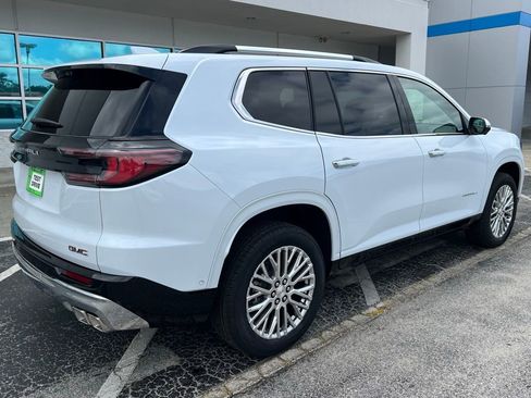 New 2026 GMC Acadia Denali w/ Super Cruise Package FWD image 4