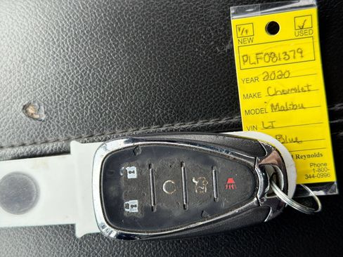 Used 2020 Chevrolet Malibu LT FWD image 37