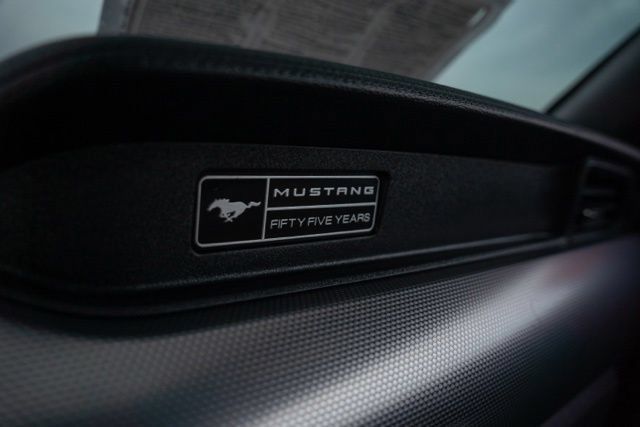 Used 2020 Ford Mustang GT RWD image 27