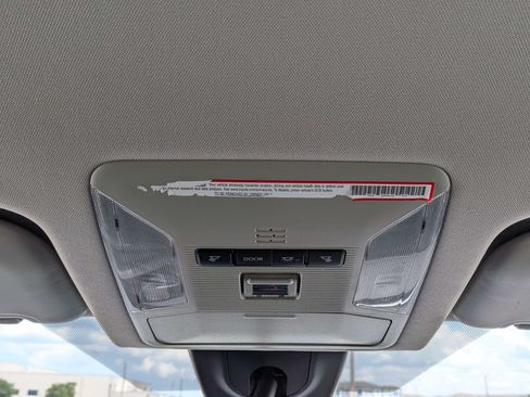 Used 2022 Toyota RAV4 LE FWD image 24