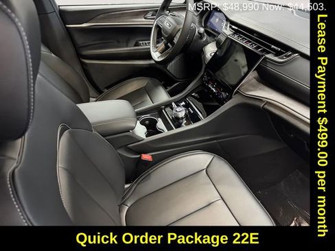 New 2025 Jeep Grand Cherokee Limited image 4