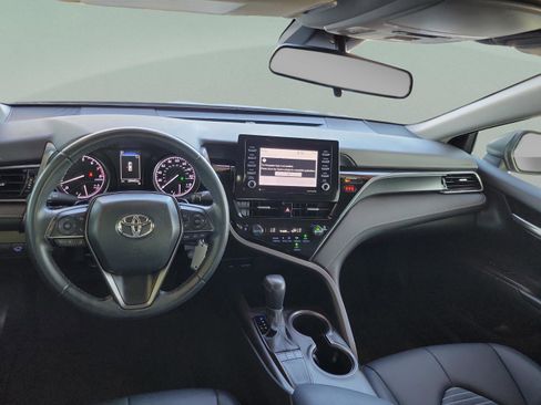 Used 2023 Toyota Camry SE FWD image 22