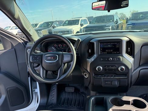 Used 2025 GMC Sierra 1500 Pro w/ Pro Value Package AWD/4WD image 18