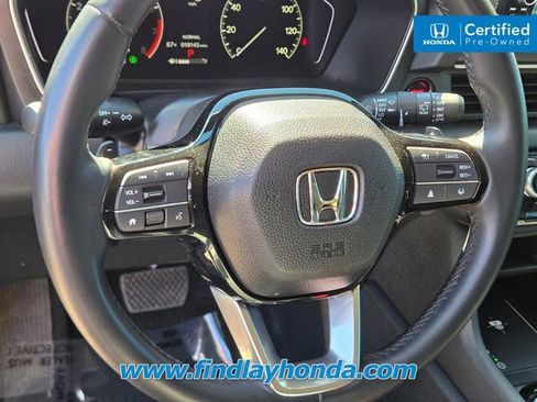 Certified 2025 Honda Pilot Touring image 26