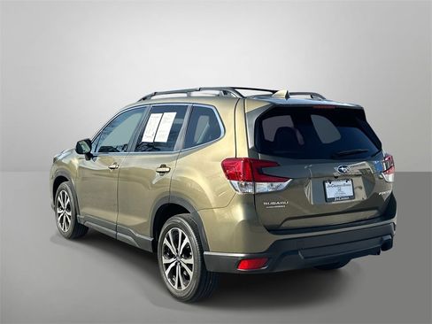 Used 2022 Subaru Forester Limited image 28