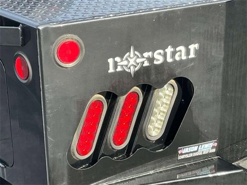 Used 2021 RAM 3500 Tradesman w/ Chrome Appearance Group image 11