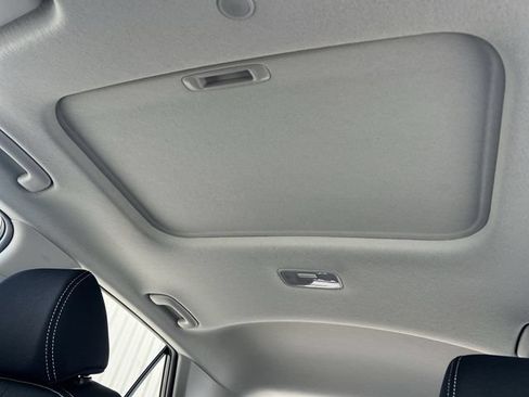 New 2026 Hyundai Venue SEL FWD image 14