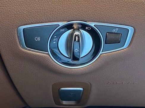 Used 2019 Mercedes-Benz E 450 4MATIC Sedan w/ Driver Assistance Package image 23