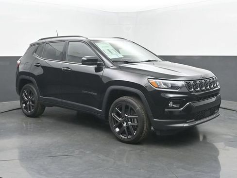 New 2026 Jeep Compass Limited w/ Sun, Sound & Navigation Group AWD/4WD image 7