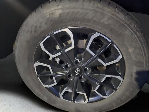 Used 2024 Hyundai Santa Cruz SEL image 15