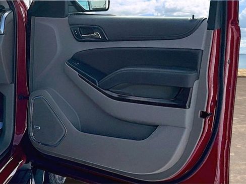 Used 2015 Chevrolet Tahoe LT w/ Luxury Package image 29