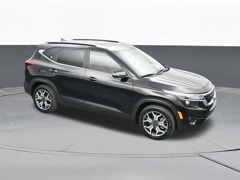 Used 2023 Kia Seltos EX image 62