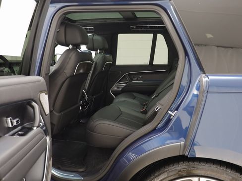 New 2026 Land Rover Range Rover Autobiography image 17