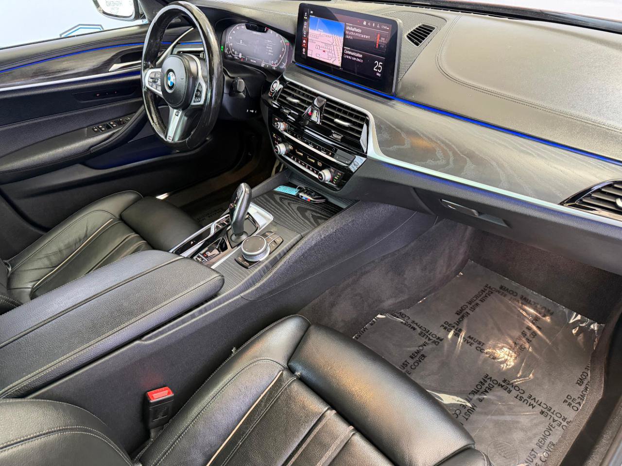 Used 2022 BMW M550i xDrive AWD/4WD image 30