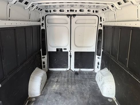 Used 2025 RAM ProMaster 2500 w/ Convenience Group FWD image 29