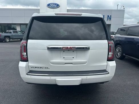 Used 2018 GMC Yukon XL Denali w/ Denali Ultimate Package AWD/4WD image 5