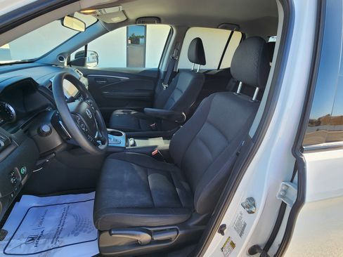 Used 2020 Honda Ridgeline Sport image 16