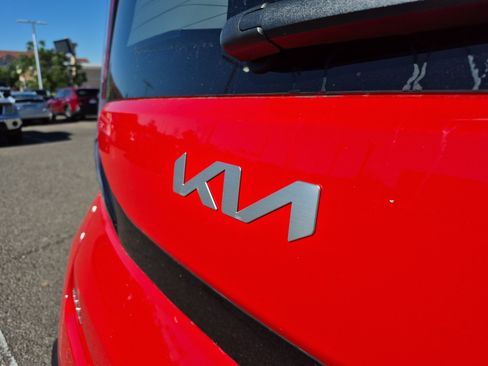 Used 2025 Kia Soul EX FWD image 22