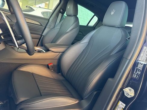 New 2025 Maserati Grecale Modena image 14