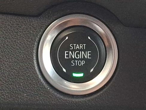 Used 2024 Chevrolet Traverse RS w/ LPO, Floor Liner Package AWD/4WD image 25