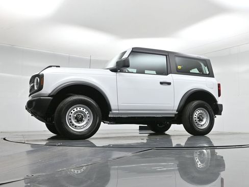 New 2025 Ford Bronco 2-Door image 39