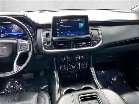 Used 2022 Chevrolet Suburban RST w/ Sport Performance Package AWD/4WD image 8