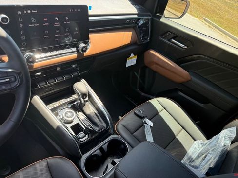 New 2026 GMC Canyon AT4 w/ AT4 Premium Package AWD/4WD image 27