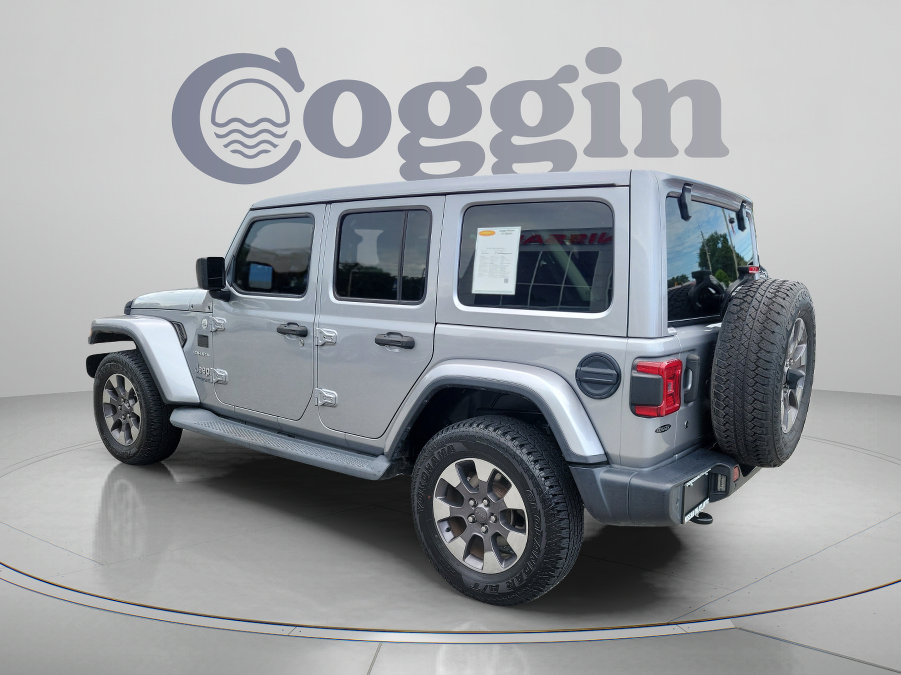 Used 2019 Jeep Wrangler Unlimited Sahara AWD/4WD image 2