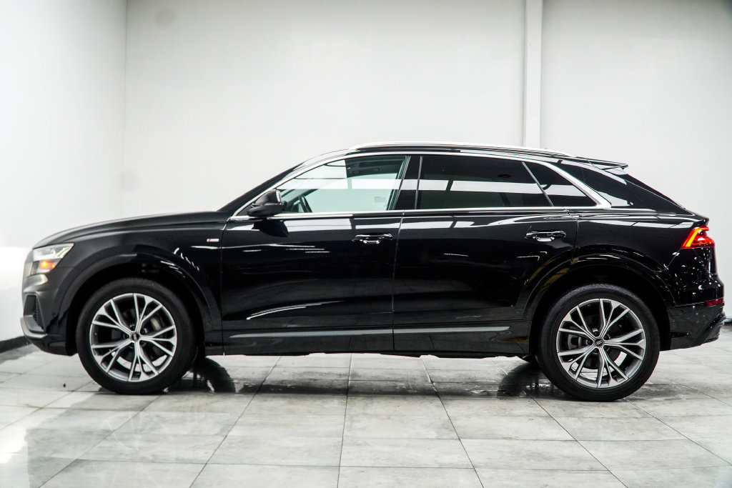 Used 2023 Audi Q8 Premium Plus AWD/4WD image 15