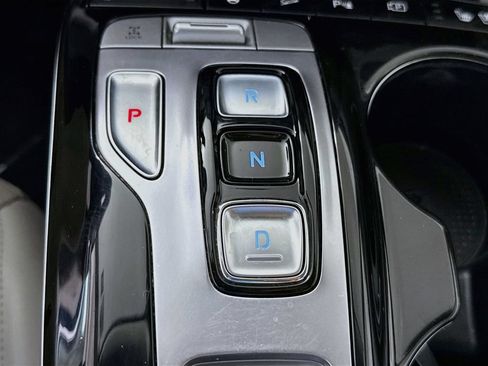 Certified 2024 Hyundai Tucson Limited AWD/4WD image 11