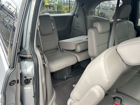 Used 2016 Honda Odyssey Touring Elite image 30
