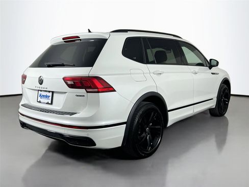 Used 2024 Volkswagen Tiguan SE R-Line image 6